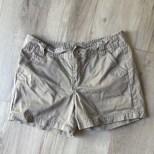 Calvin Klein Khaki Chino Shorts Size 8